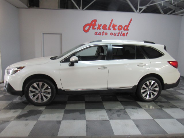 2019 Subaru Outback 3.6R Touring in Cleveland